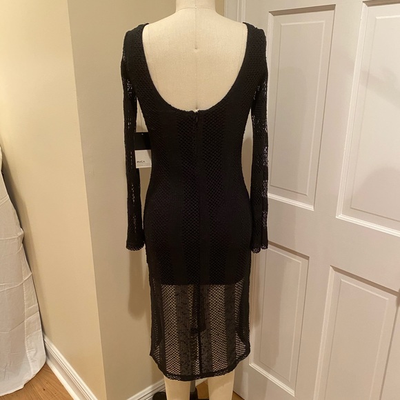 RVCA Black Dress - Picture 3 of 8
